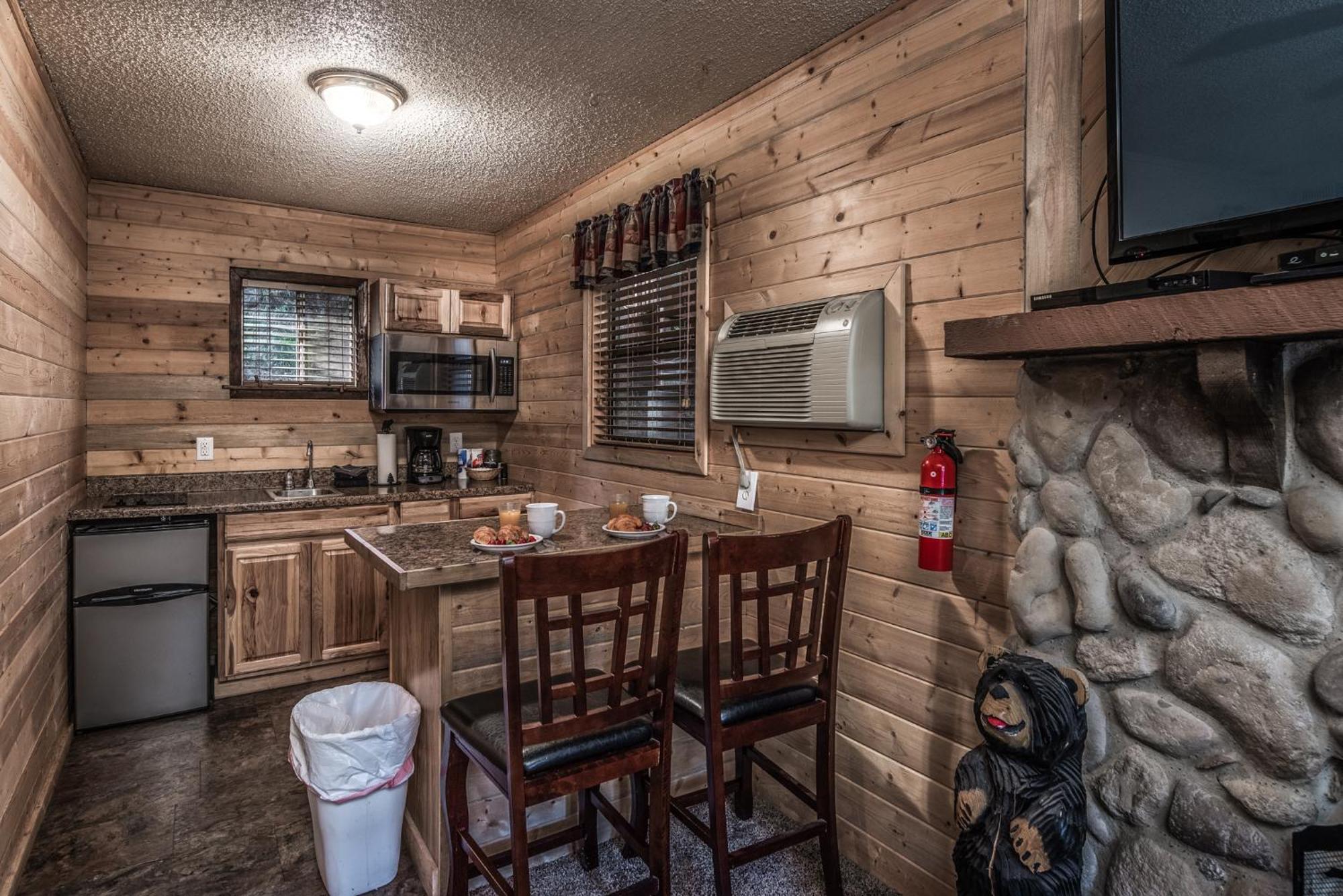 Upper Canyon Inn & Cabins Ruidoso Eksteriør billede
